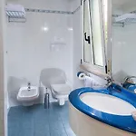 Vela Hotel 3*