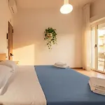 Vela Hotel 3*