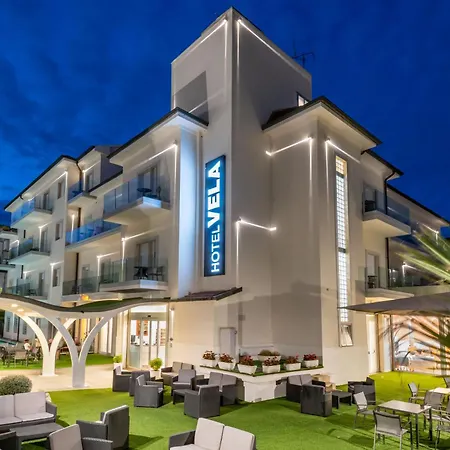 Vela فندق
