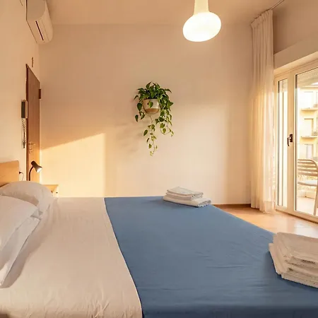 Vela Hotel 3*
