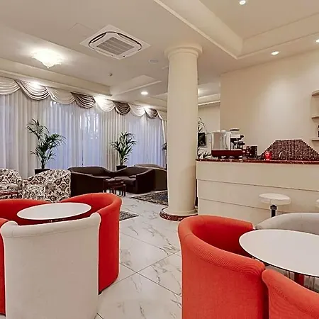 Vela Hotel 3*