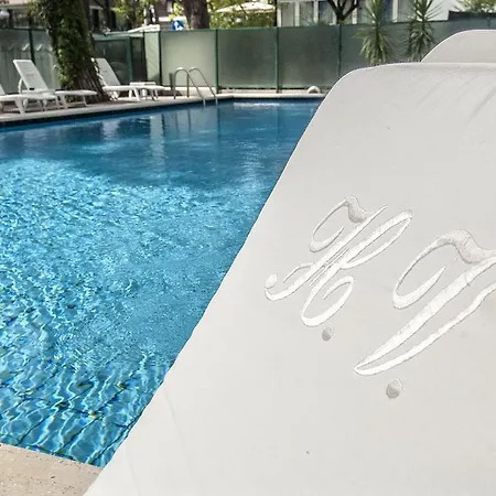 Hotel Vela 3*